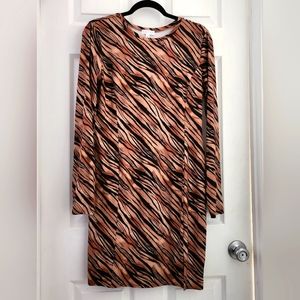 Leith dress size Medium